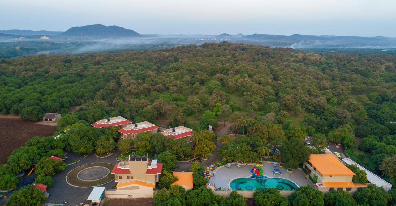 Hotel Sterling Rudra Gir Talala Exterior foto