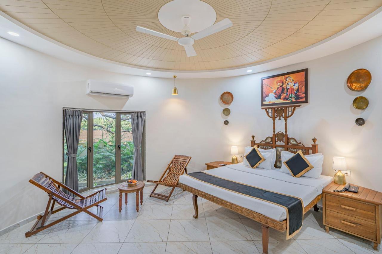 Hotel Sterling Rudra Gir Talala Exterior foto