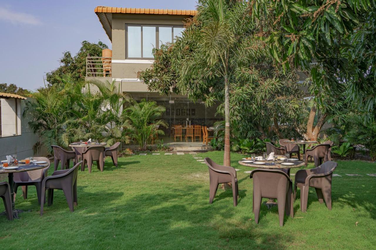 Hotel Sterling Rudra Gir Talala Exterior foto