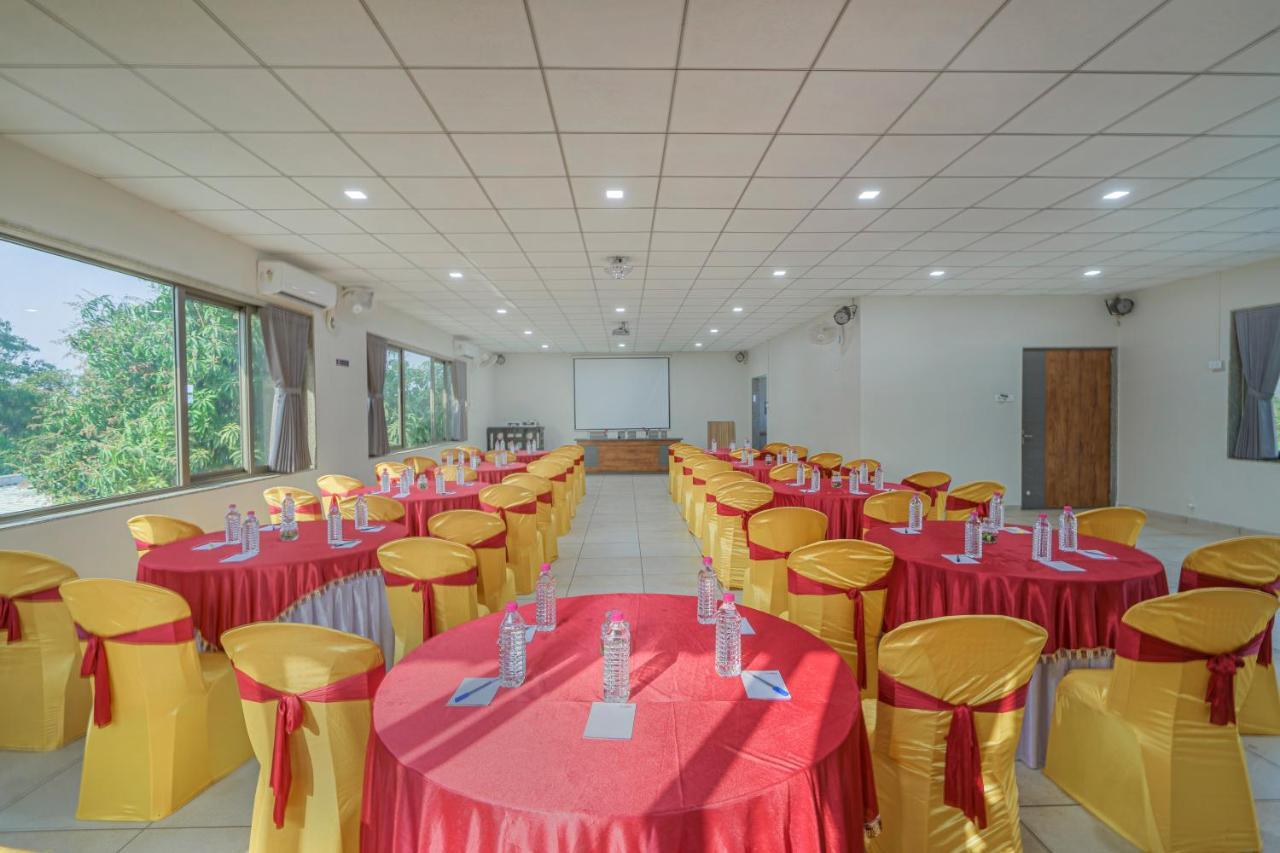 Hotel Sterling Rudra Gir Talala Exterior foto